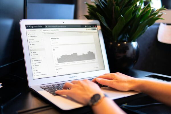 How Dubai Lead Generation is Powering Tech and Startup Growth Dubai lead generation